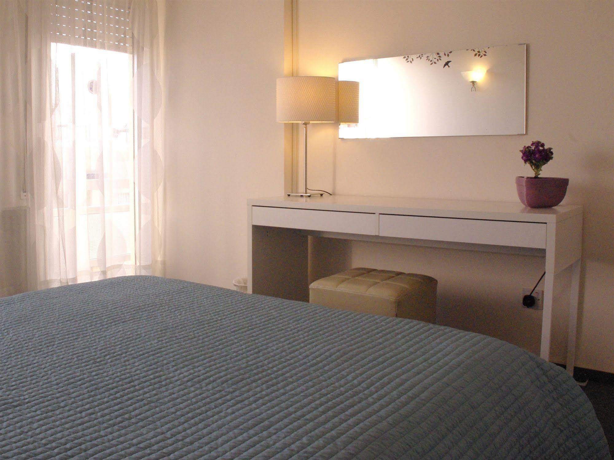 Vega Apartments Limisso Esterno foto